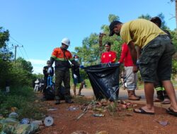 Jaga Lingkungan, IPIP dan Masyarakat Sopura Wujudkan Desa yang Bersih dan Nyaman